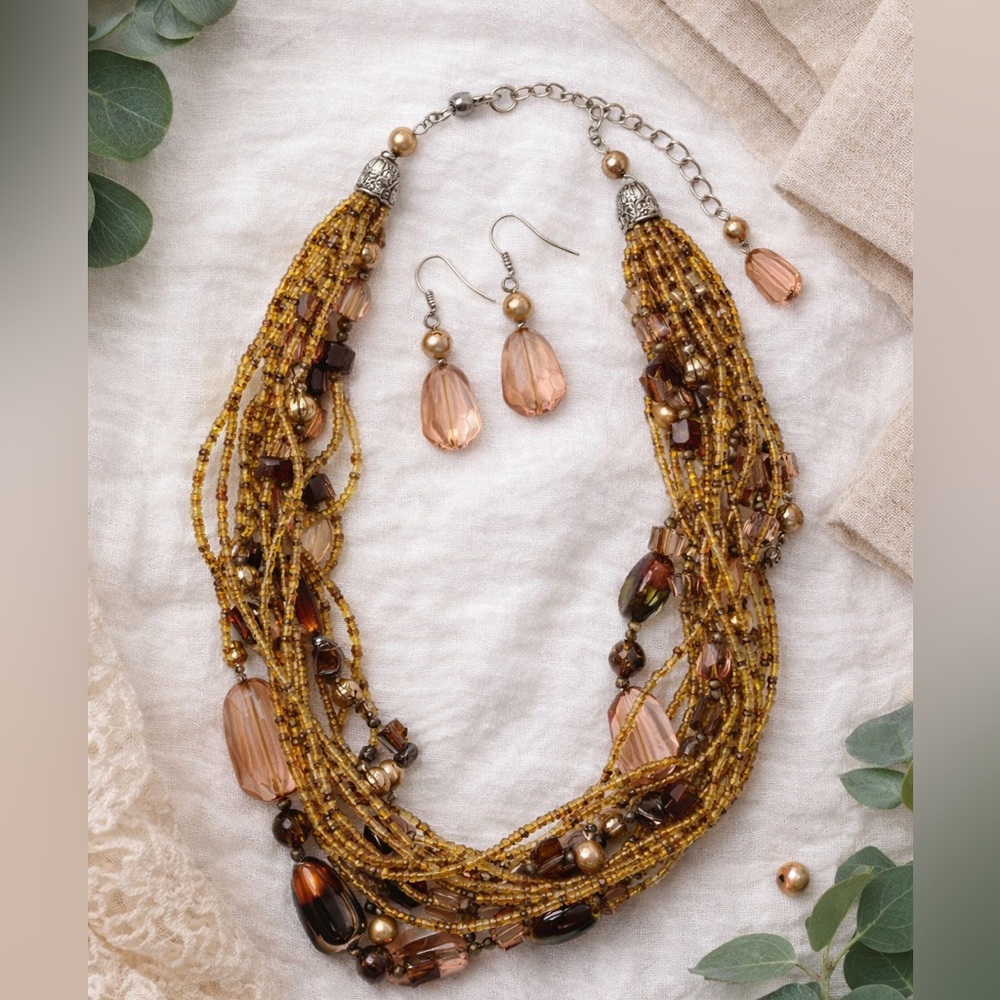 NWT Trisha Waldron Assorted Beads Branded Earrings and Necklace Set